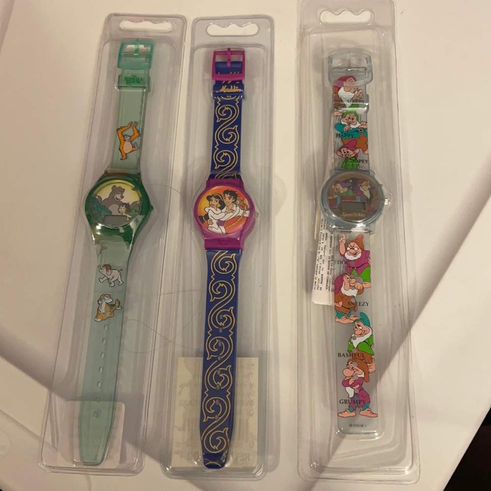 Three Disney kids watches - Aladdin, Jungle Book and Snow White